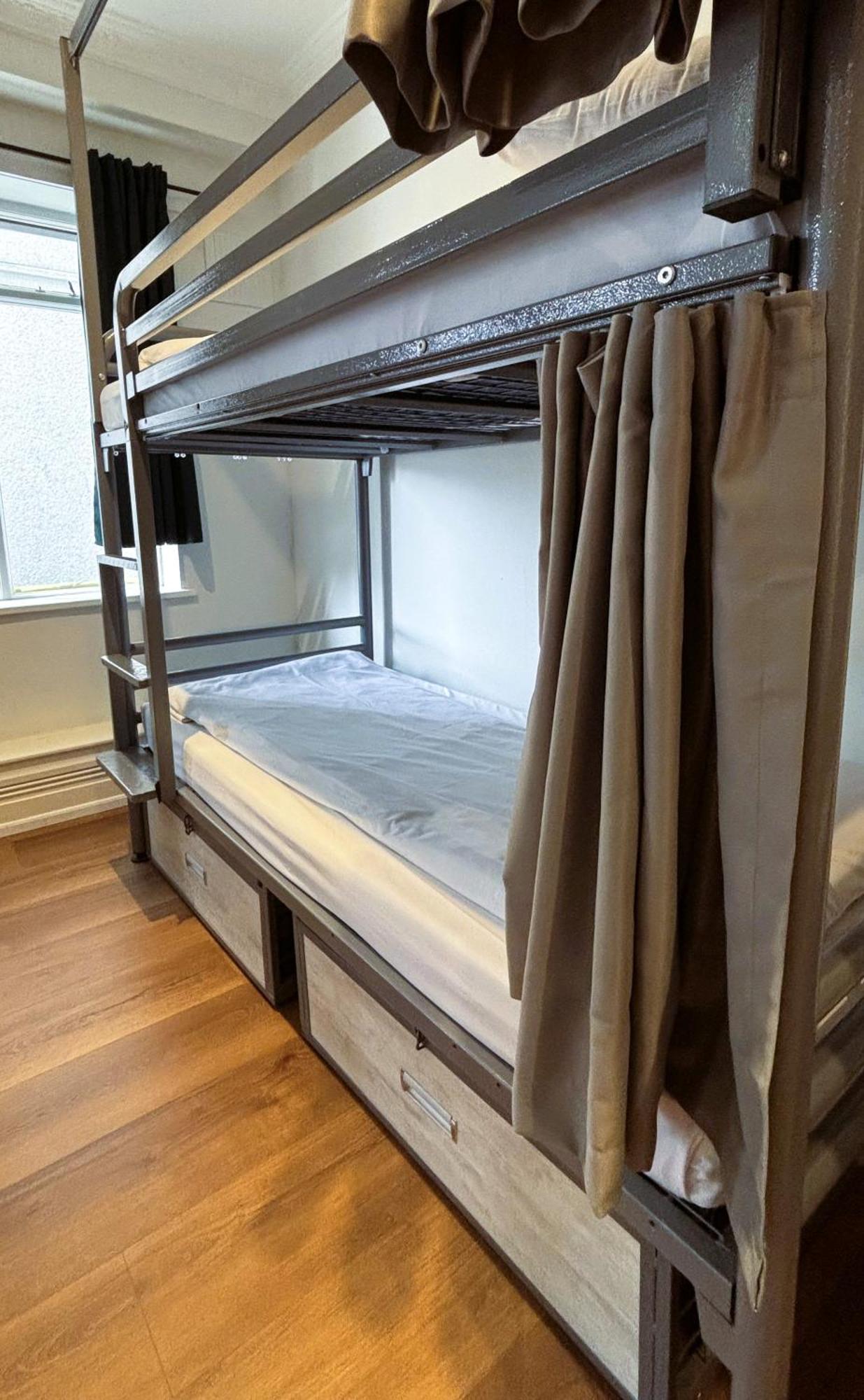 Bed 10-Bed Mixed Dormitory Room