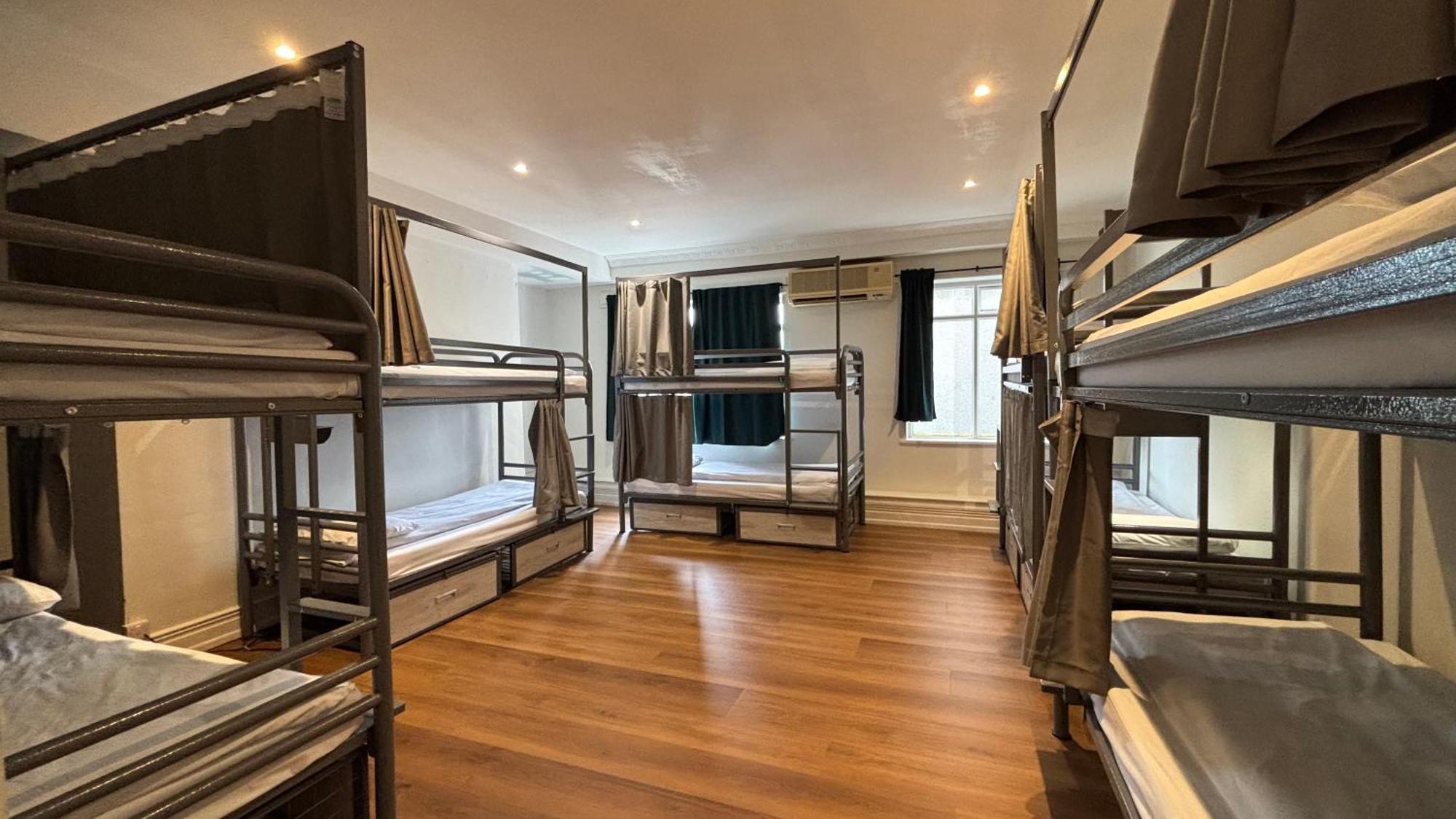Bed 10-Bed Mixed Dormitory Room